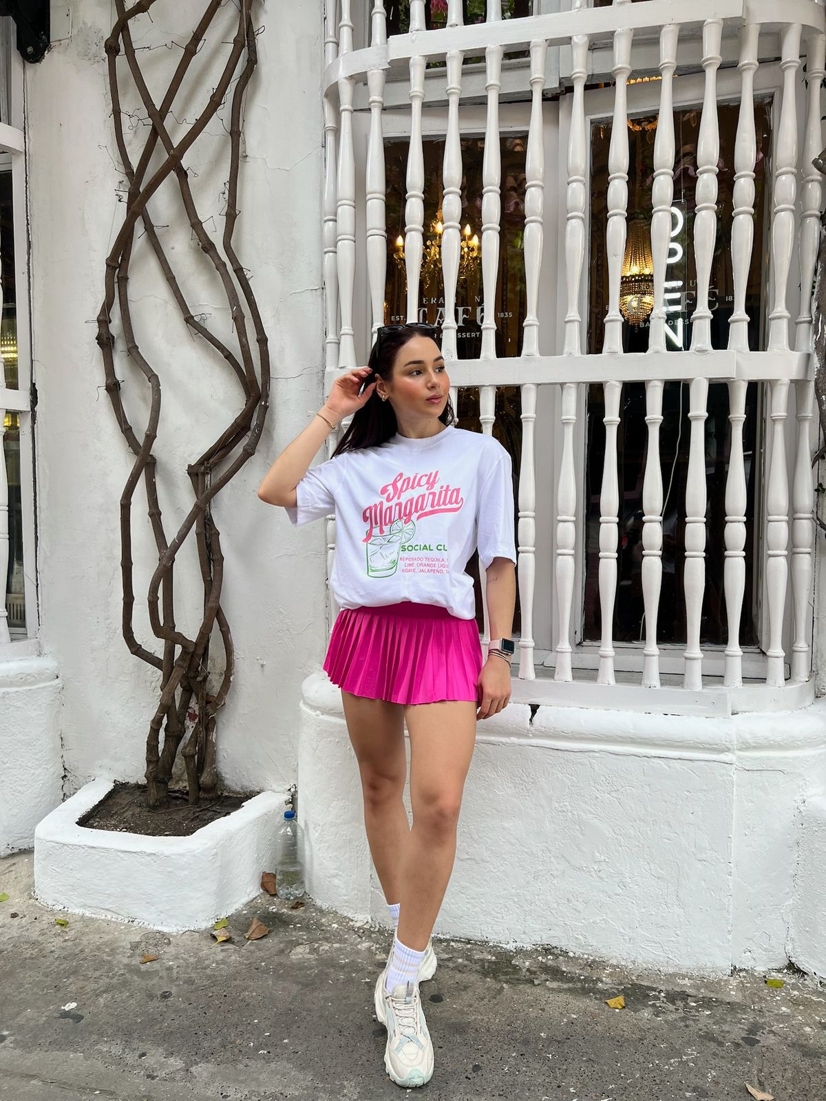 TOTAL LOOK FALDA Y OVERSIZE