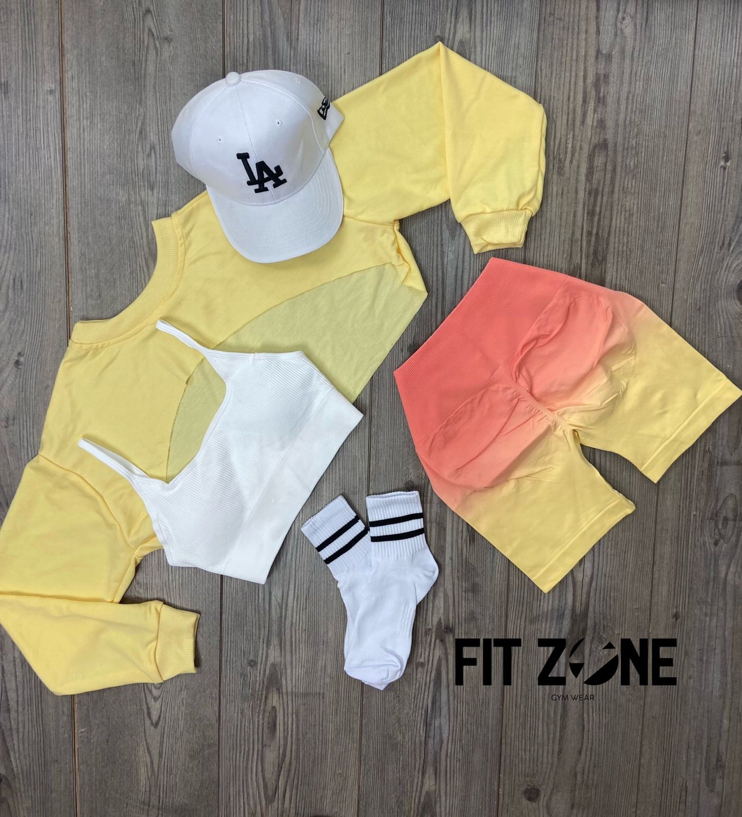TOTAL OUTFIT SHORT SIN COSTURA DEGRADADO