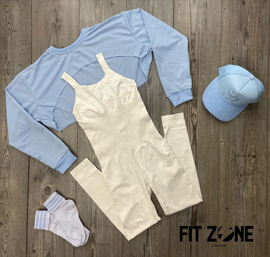 TOTAL LOOK ENTERIZO PALOMA Y MANGUITO