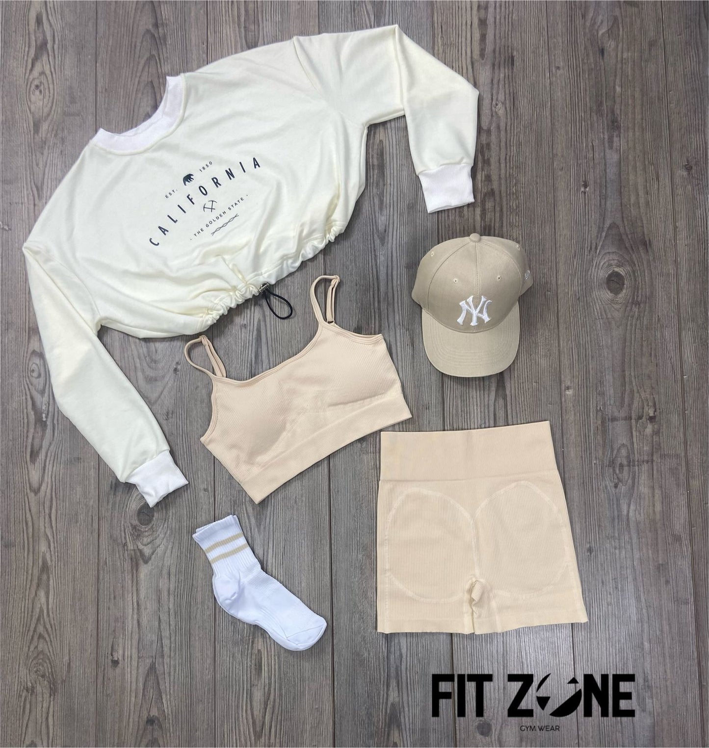 TOTAL LOOK BUZO Y SET CORTO