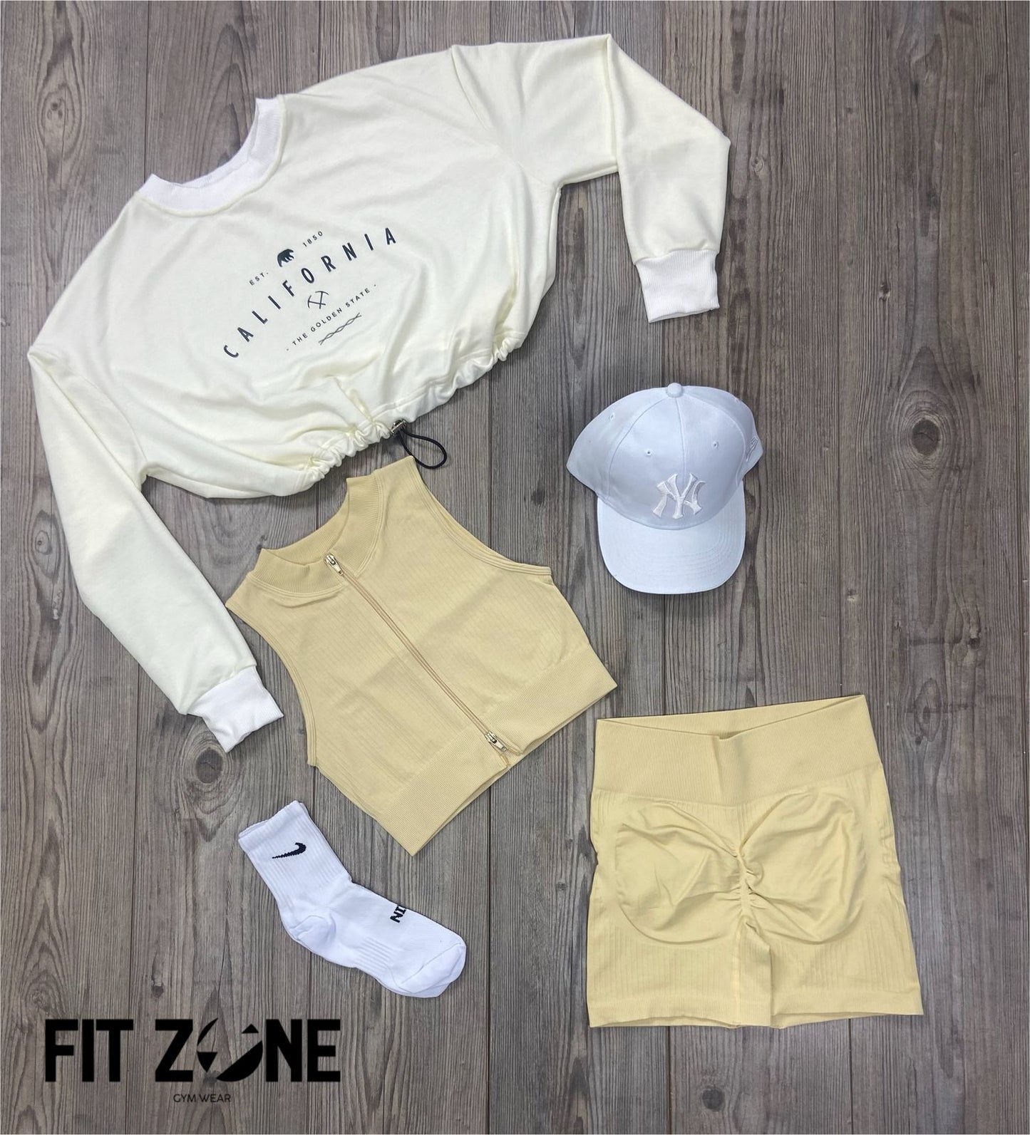 TOTAL LOOK BUZO Y SET CORTO
