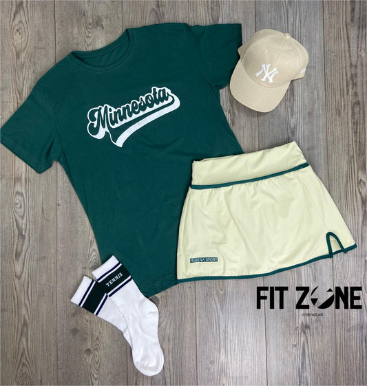 TOTAL LOOK OVERSIZE Y FALDA