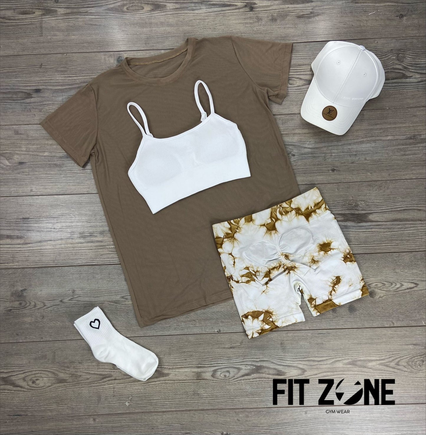 TOTAL LOOK SHORT, TOP Y MALLA LARGA