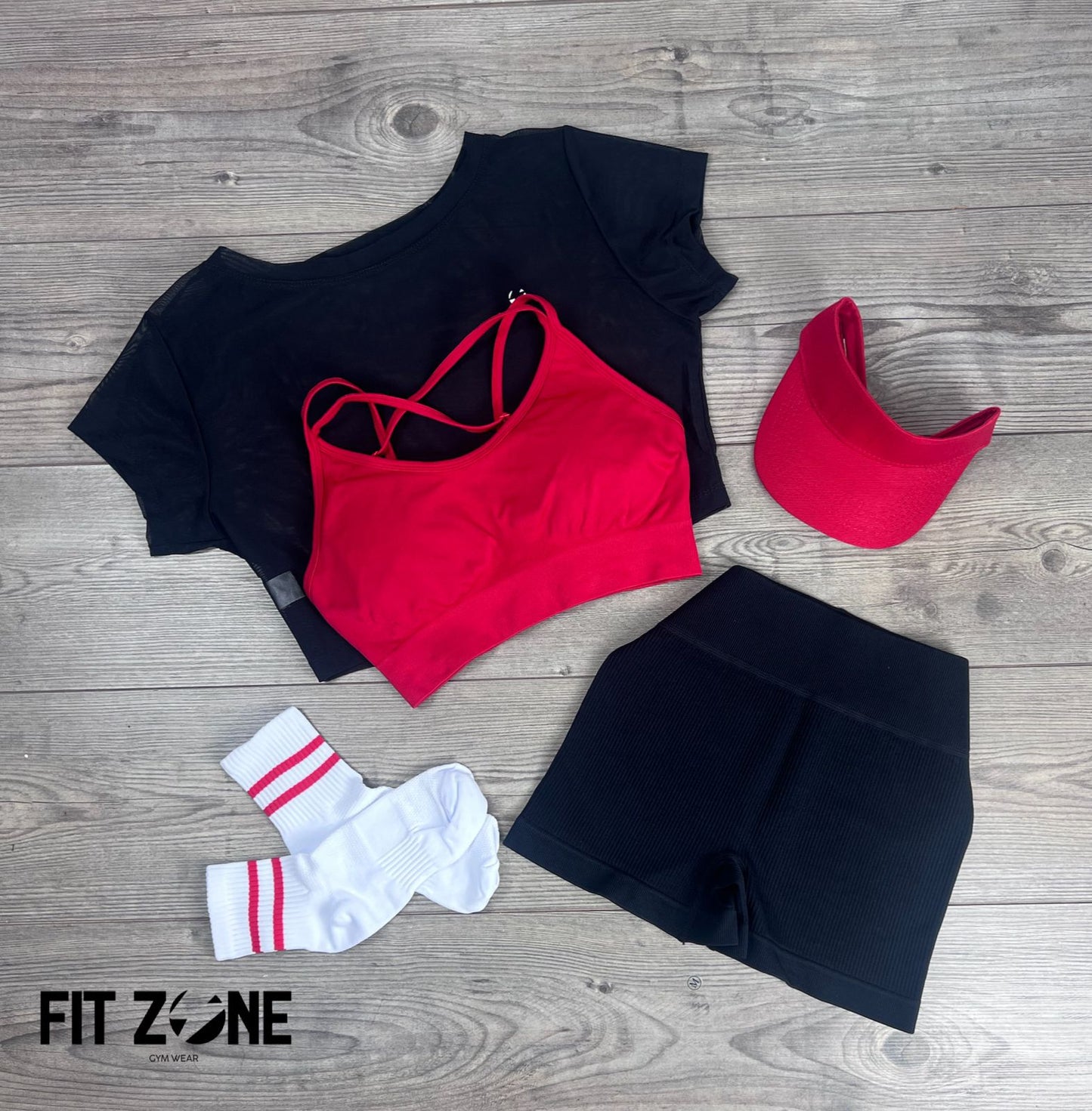 TOTAL LOOK SHORT, TOP Y MALLA CORTA