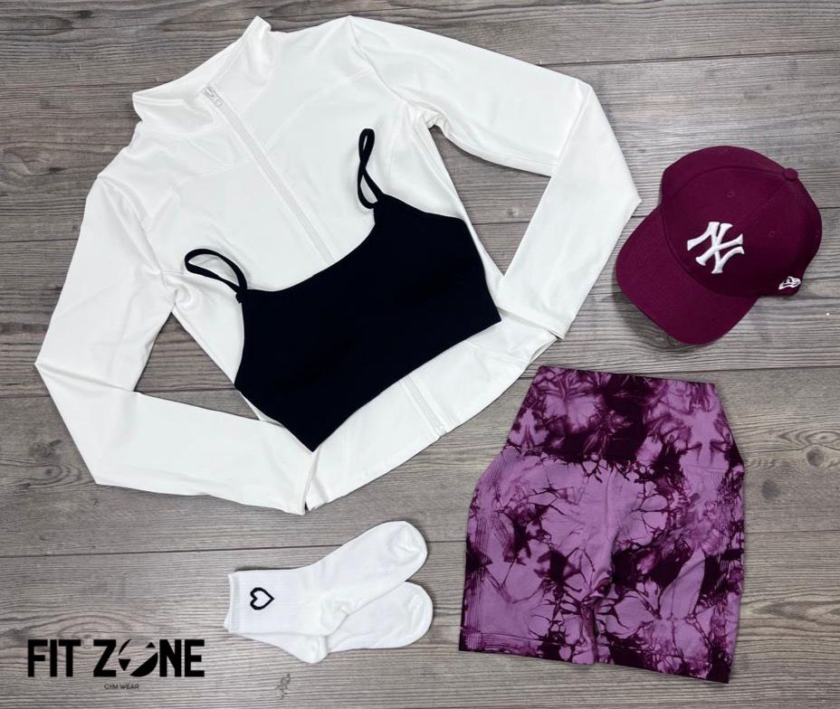 TOTAL LOOK SHORT, TOP Y CHAQUETA