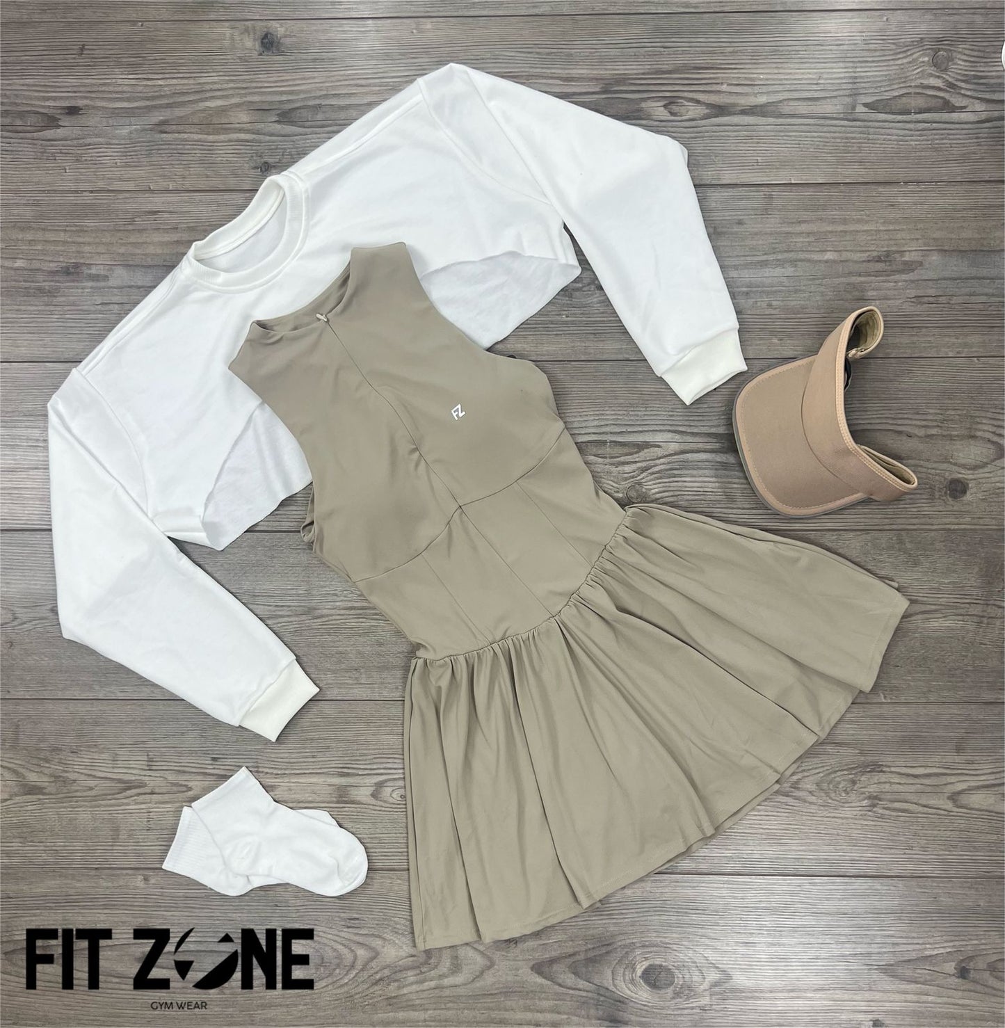 TOTAL LOOK VESTIDO OVERSET Y BUZO MANGUITO