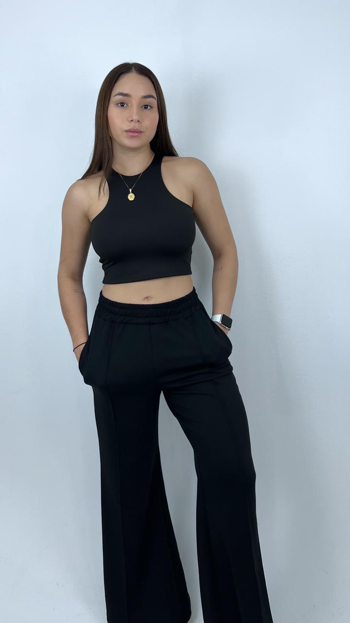 Dúo Croptop + Jogger Bota ancha