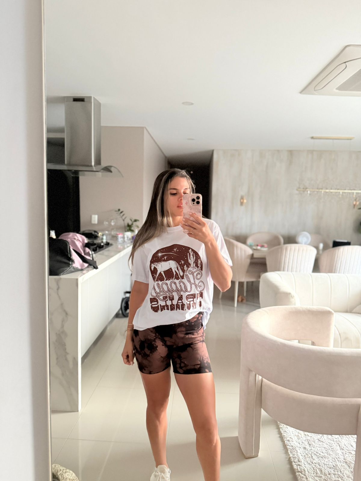 TOTAL LOOK SET TEE CLÁSICA