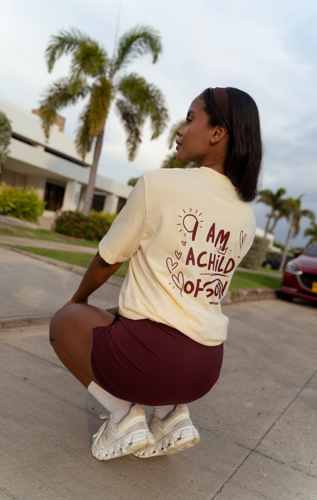 TOTAL LOOK SET TEE Y FALDA