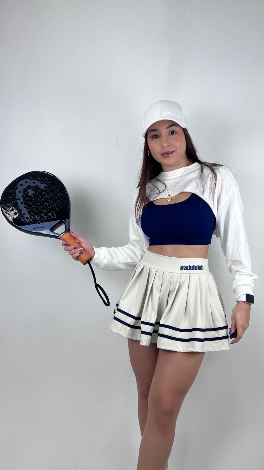 TOTAL LOOK FALDA, TOP Y MANGUITO