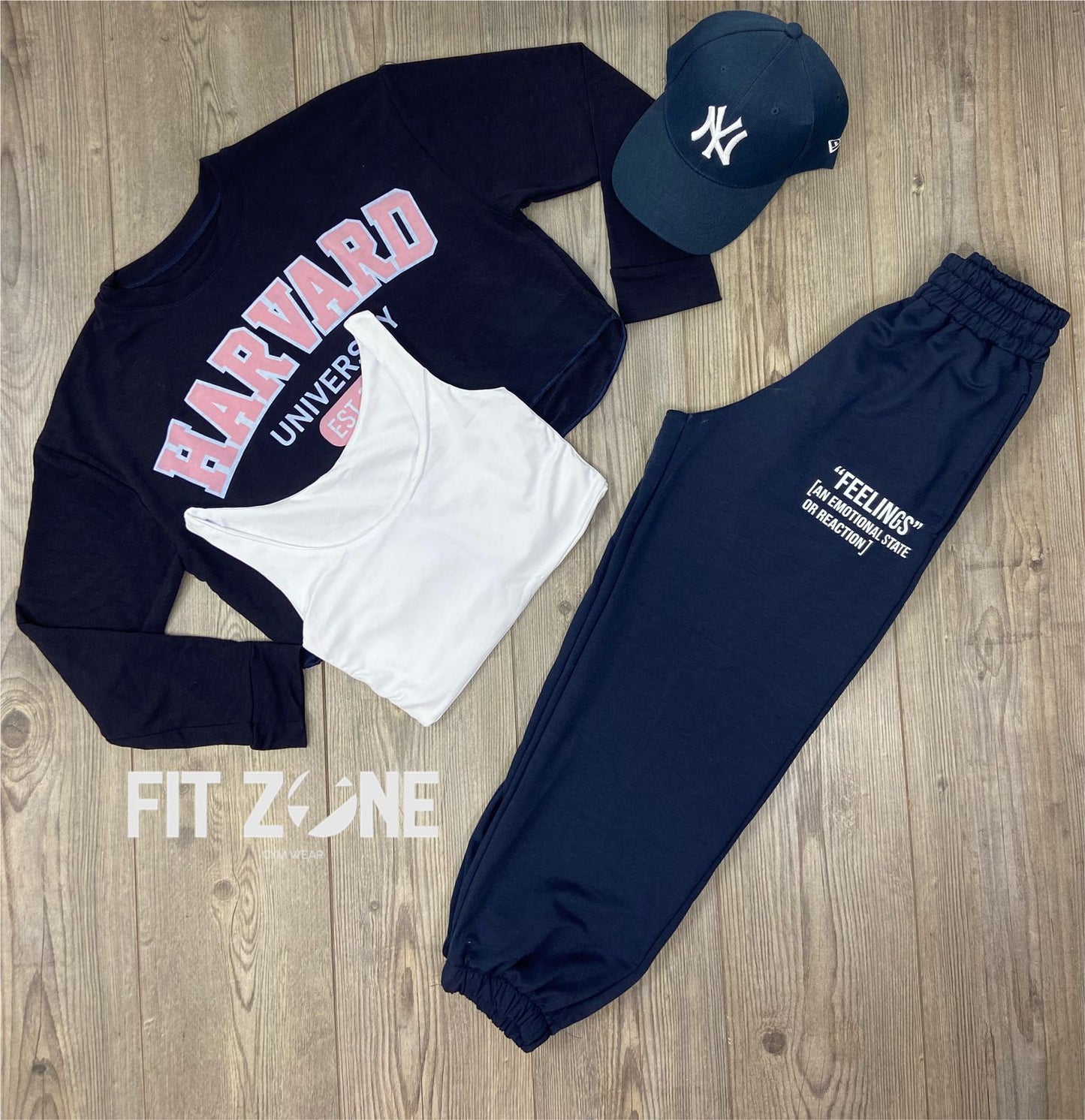 Trio basic joggers + top  + buzo Harvard navy  lt rosa