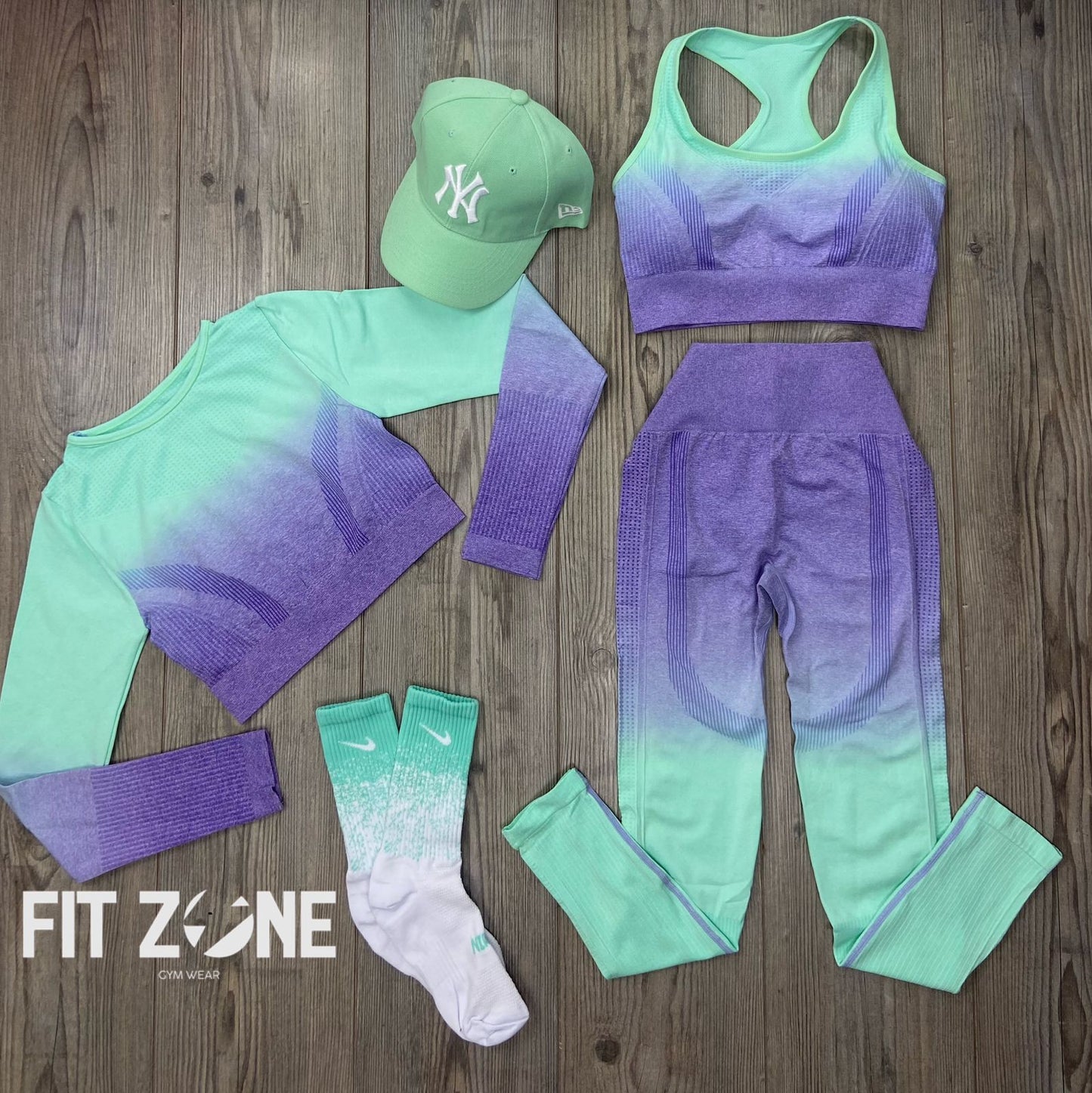 TOTAL OUTFIT BUZO SIN COSTURA DEGRADADO