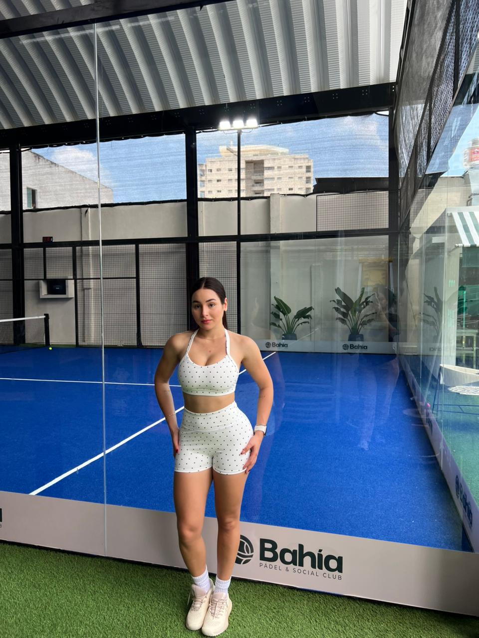 Top Set Lina