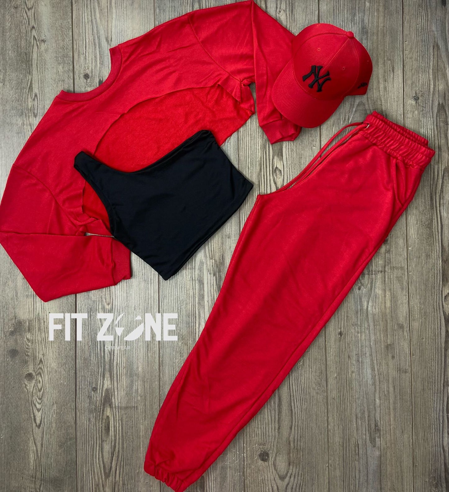 Trio basic joggers + top o body + buzo rojo