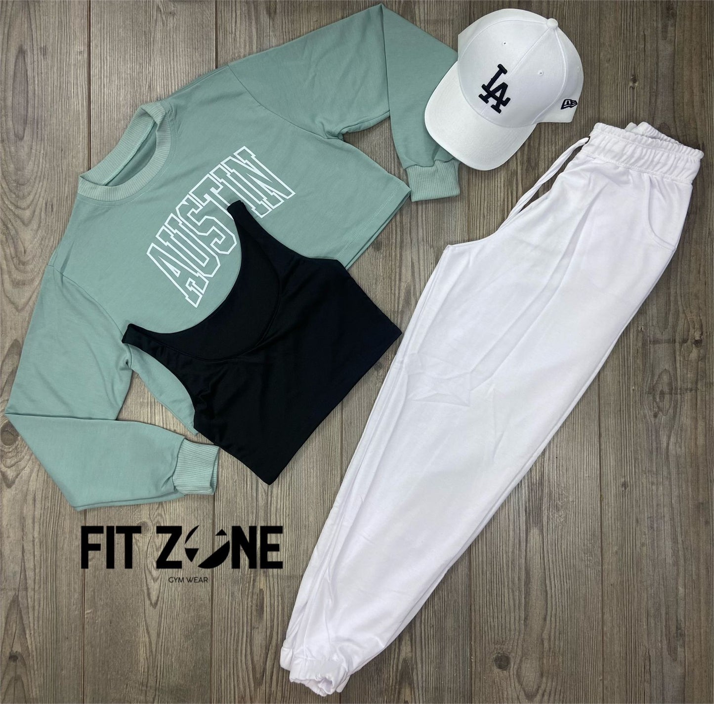 Trio basic joggers + top + buzo austin