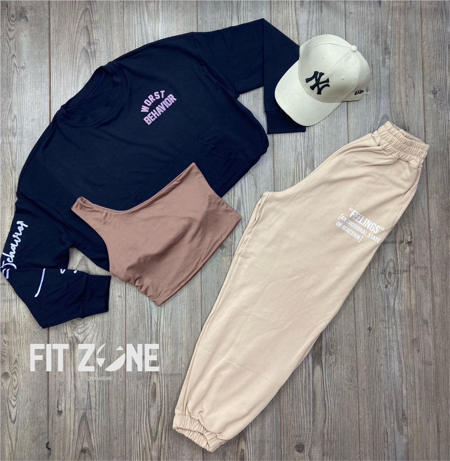 Trio basic joggers + top + buzo navy