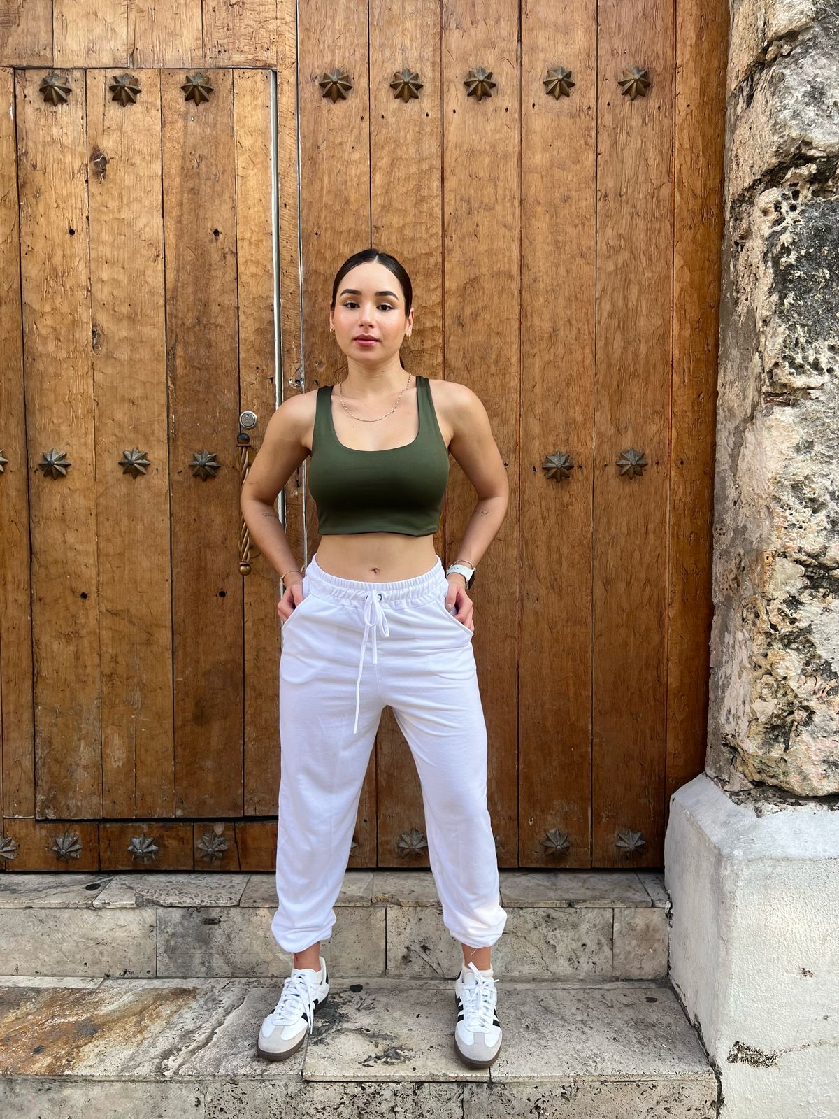 Jogger clásico comfy