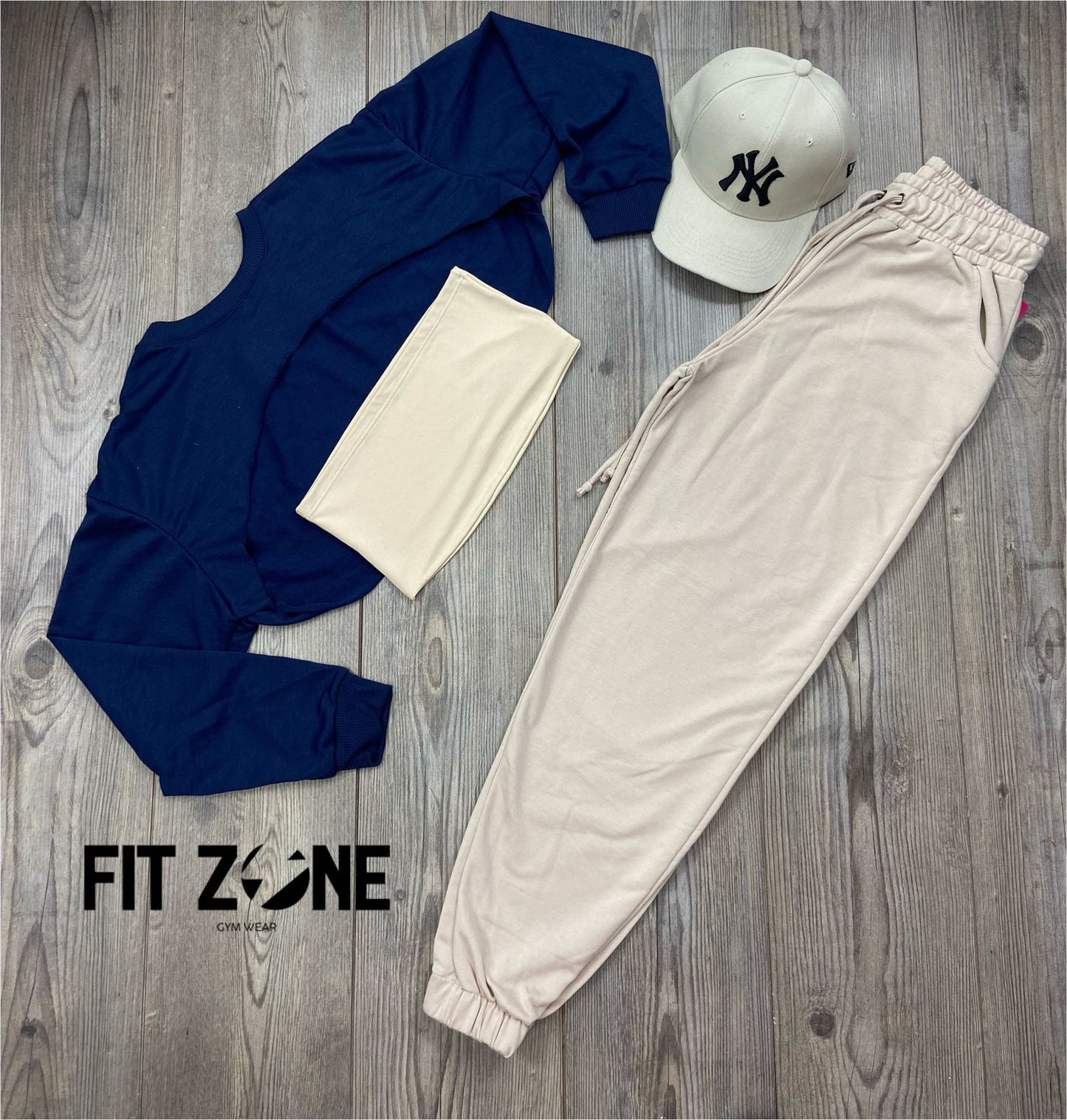 Trio basic joggers + top o body + buzo manguito navy