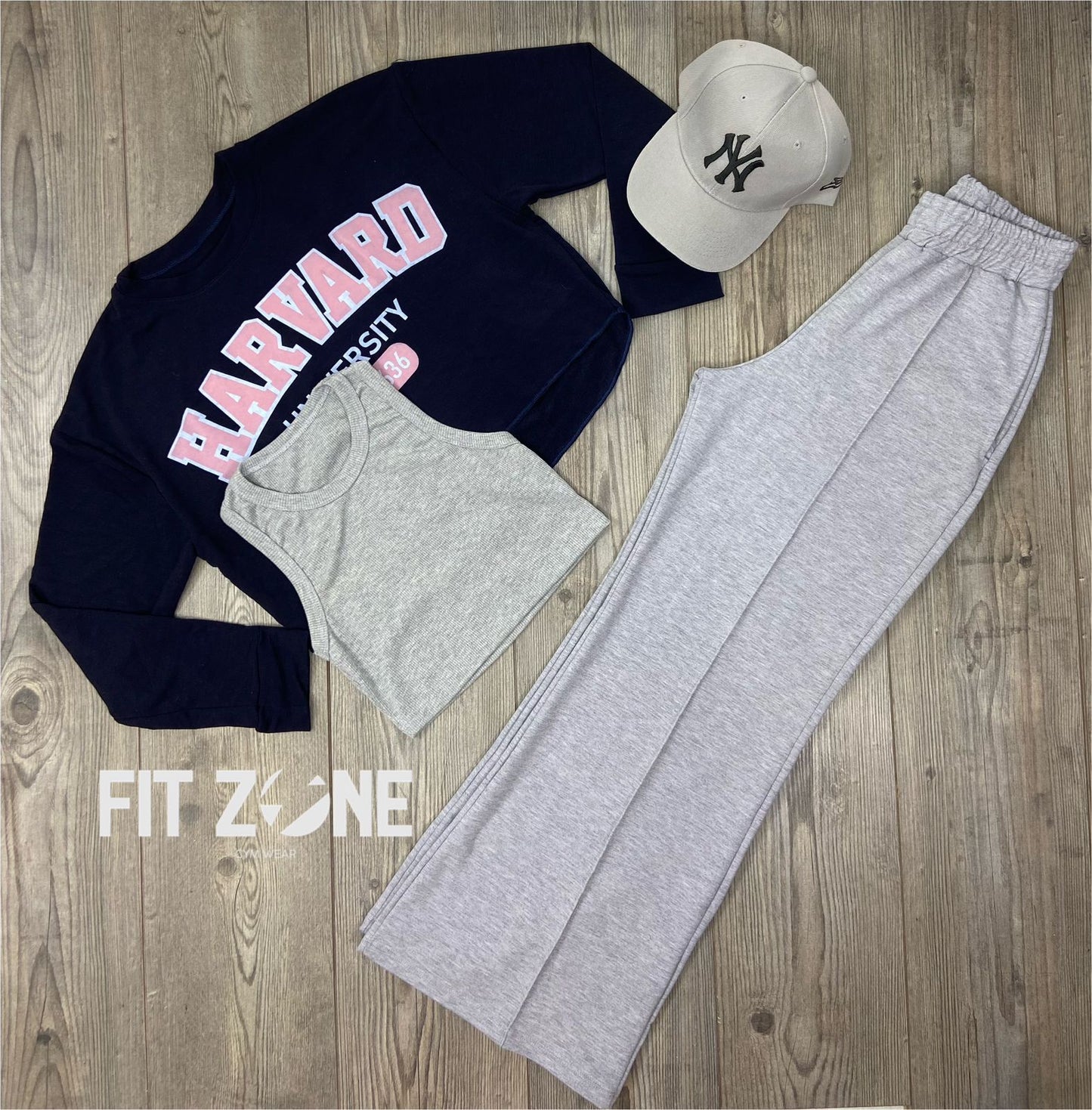 Trio basic joggers + top  + buzo Harvard navy  lt rosa