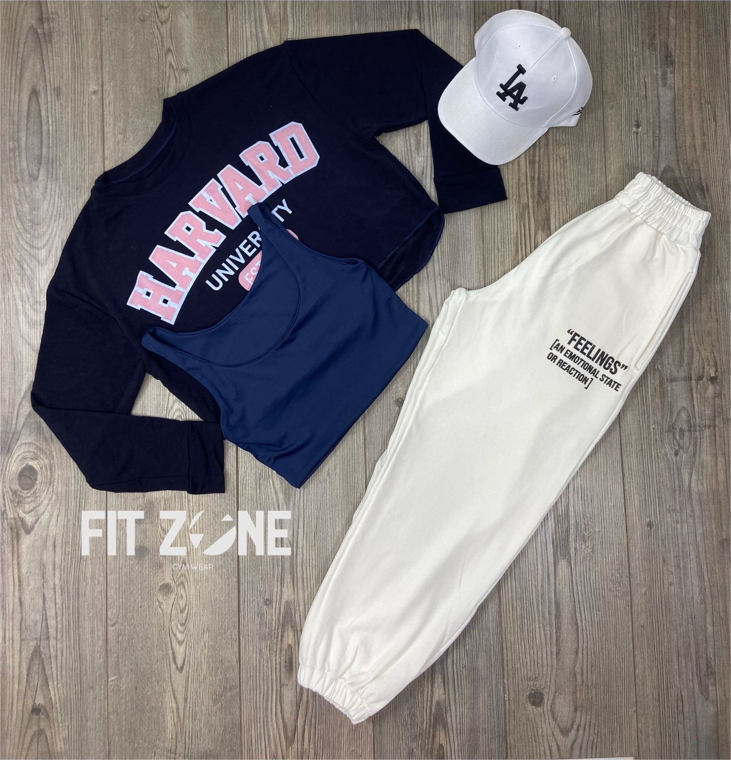 Trio basic joggers + top  + buzo Harvard navy  lt rosa