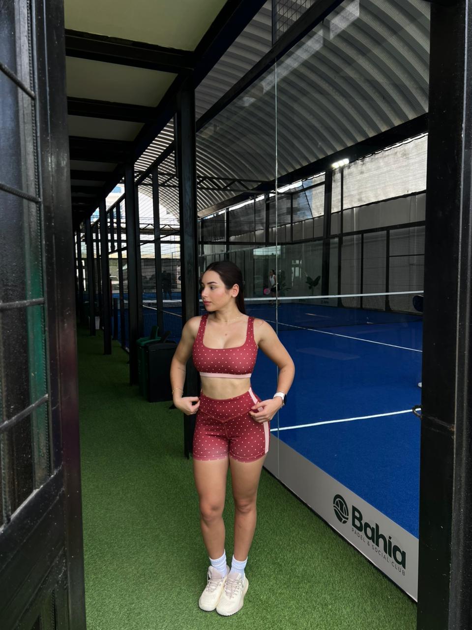 Top Set Lina
