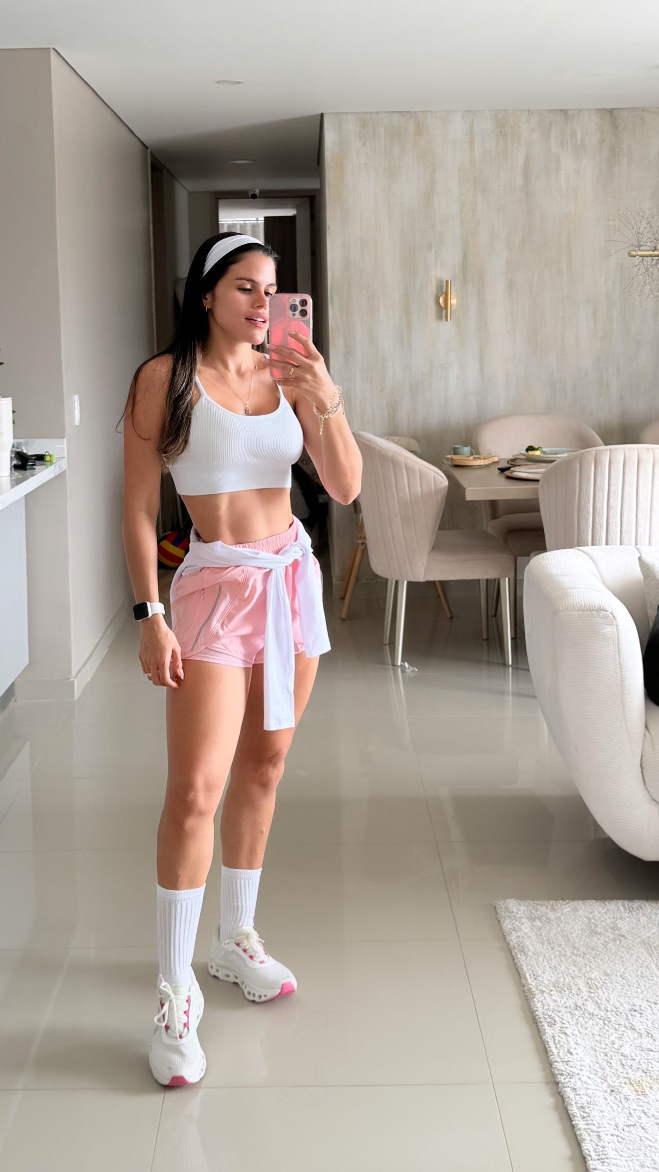 Run short Rosa