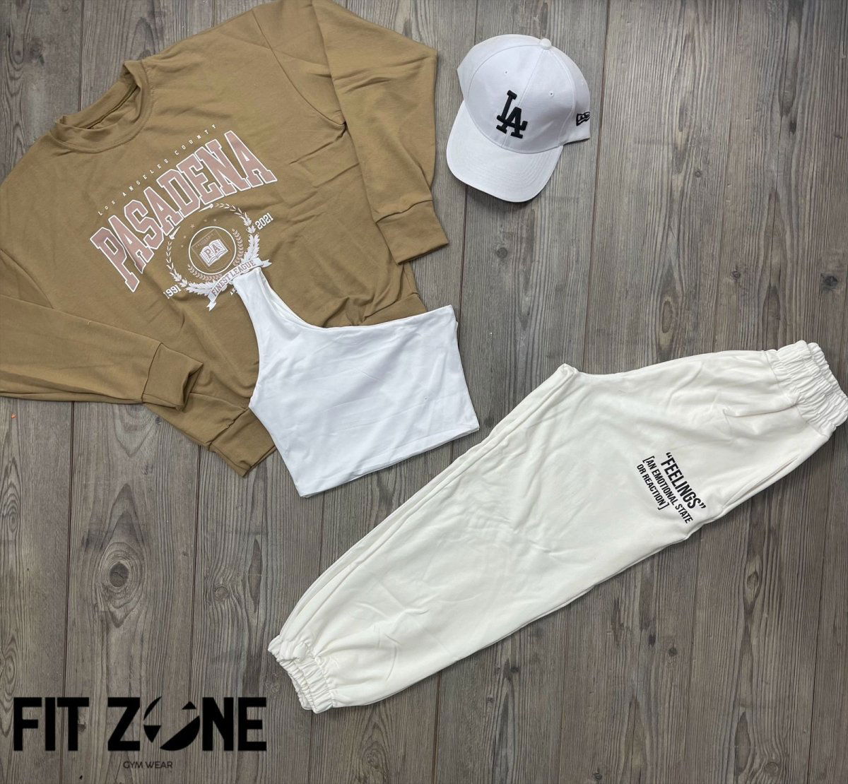 Trio basic joggers + top + buzo pasadena beige - Fitzone_ctg