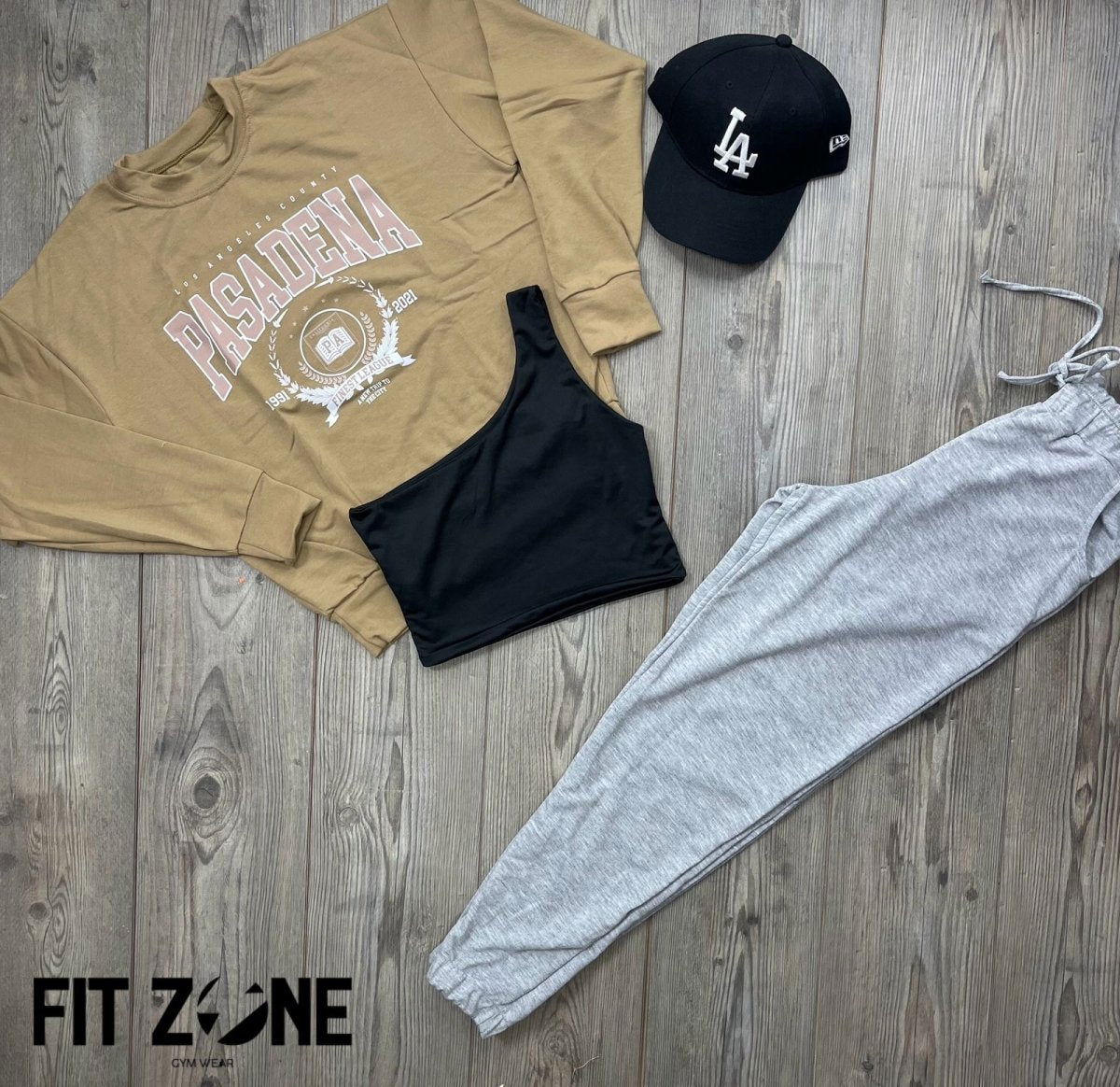 Trio basic joggers + top + buzo pasadena beige - Fitzone_ctg