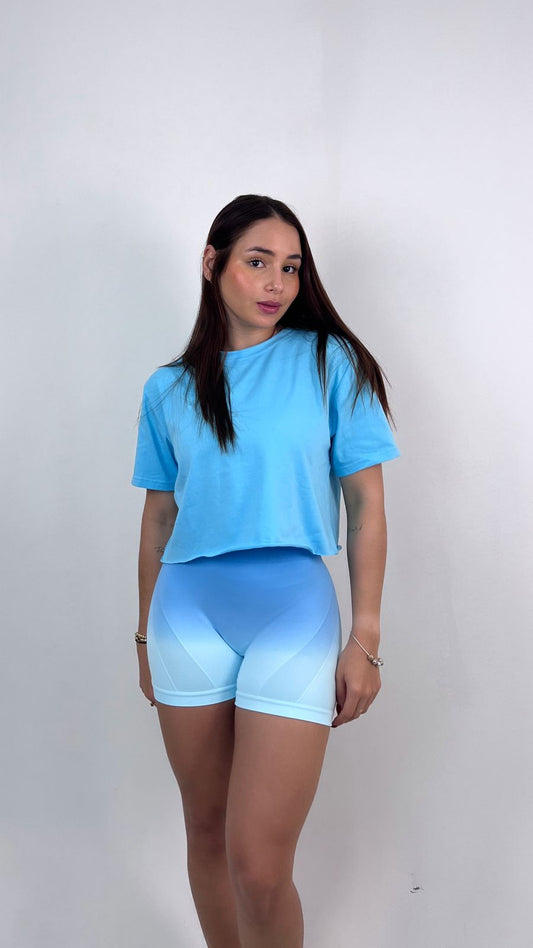 TOTAL LOOK SHORT HOOLAHA CON T SHIRT