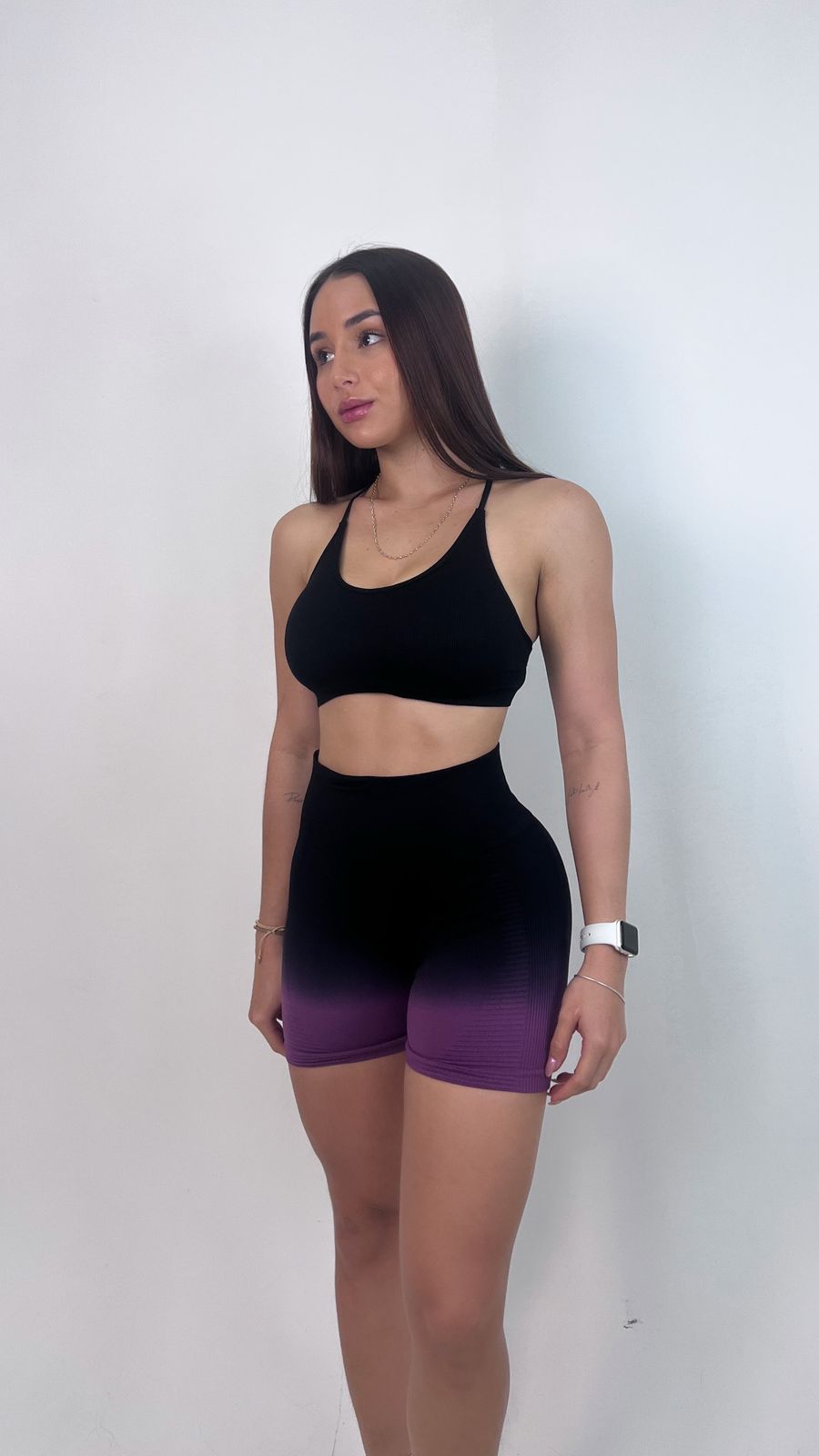 Hoolaha Negro Violeta