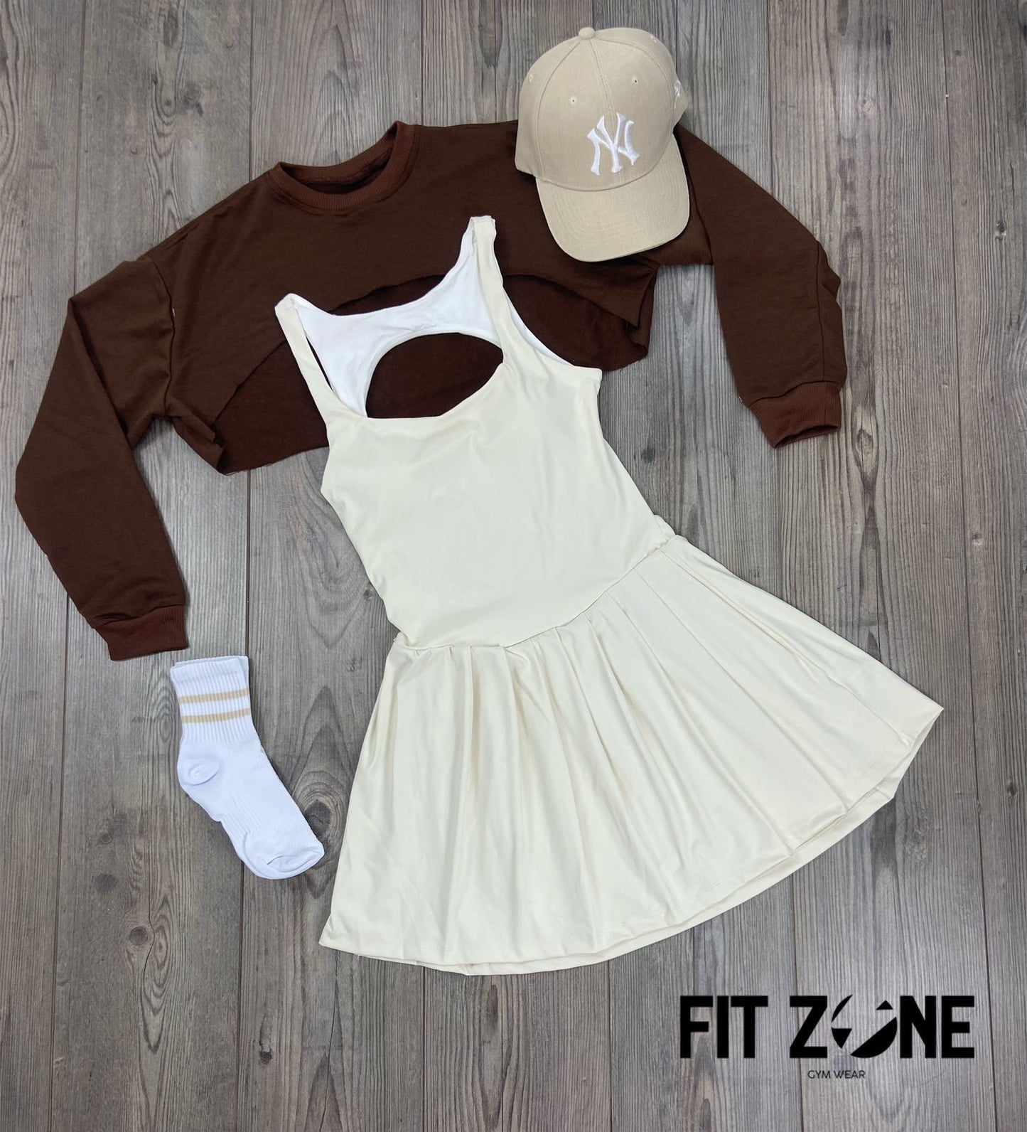 TOTAL LOOK VESTIDO Y MANGUITO