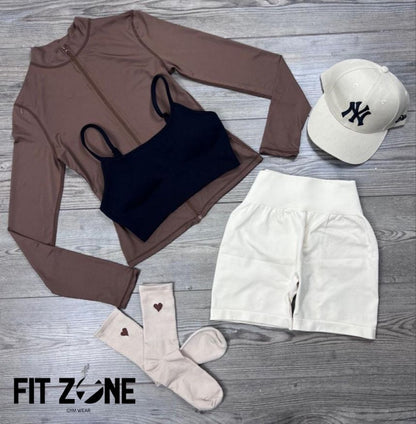TOTAL LOOK SHORT, TOP Y CHAQUETA