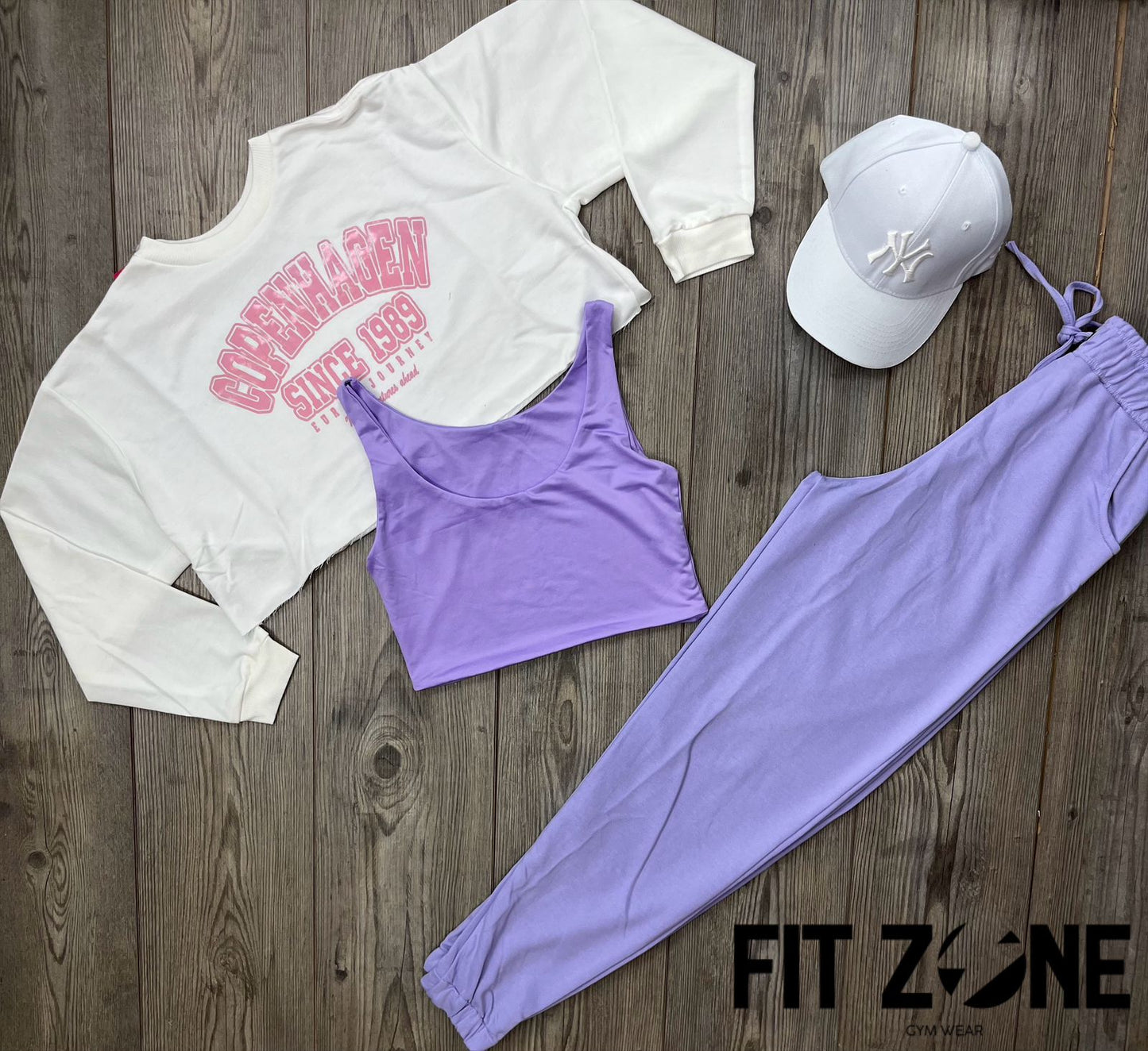 Trio basic joggers + top + buzo copenhagen marfil lt rosa