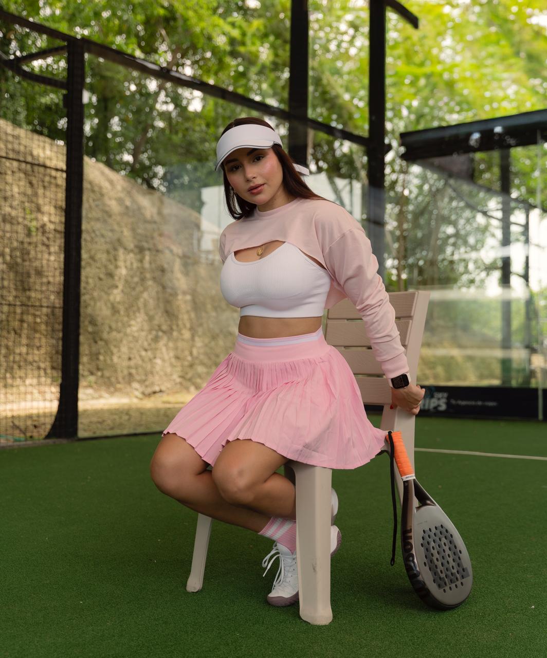 TOTAL LOOK FALDA SETPOINT, TOP Y MANGUITO