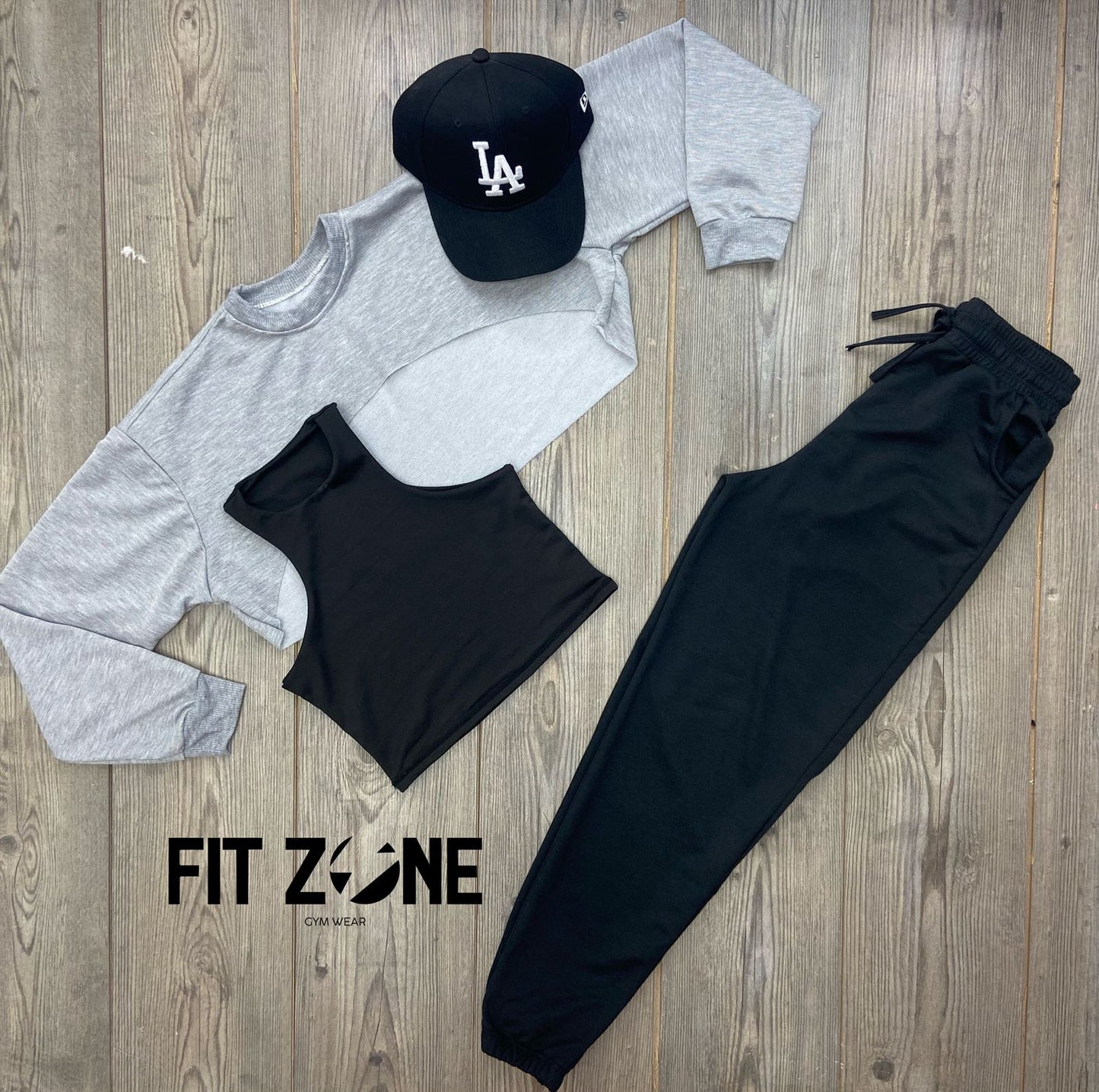 Trio basic joggers + top o body + buzo manguito gris