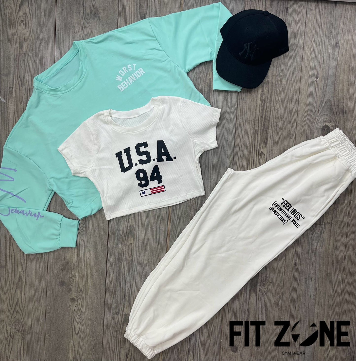 Trio basic joggers + top o body + buzo menta