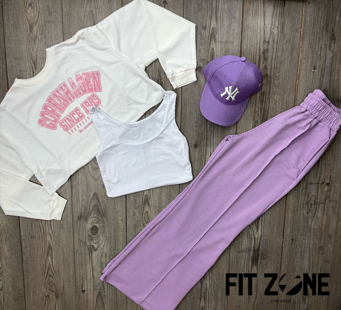 Trio basic joggers + top + buzo copenhagen marfil lt rosa